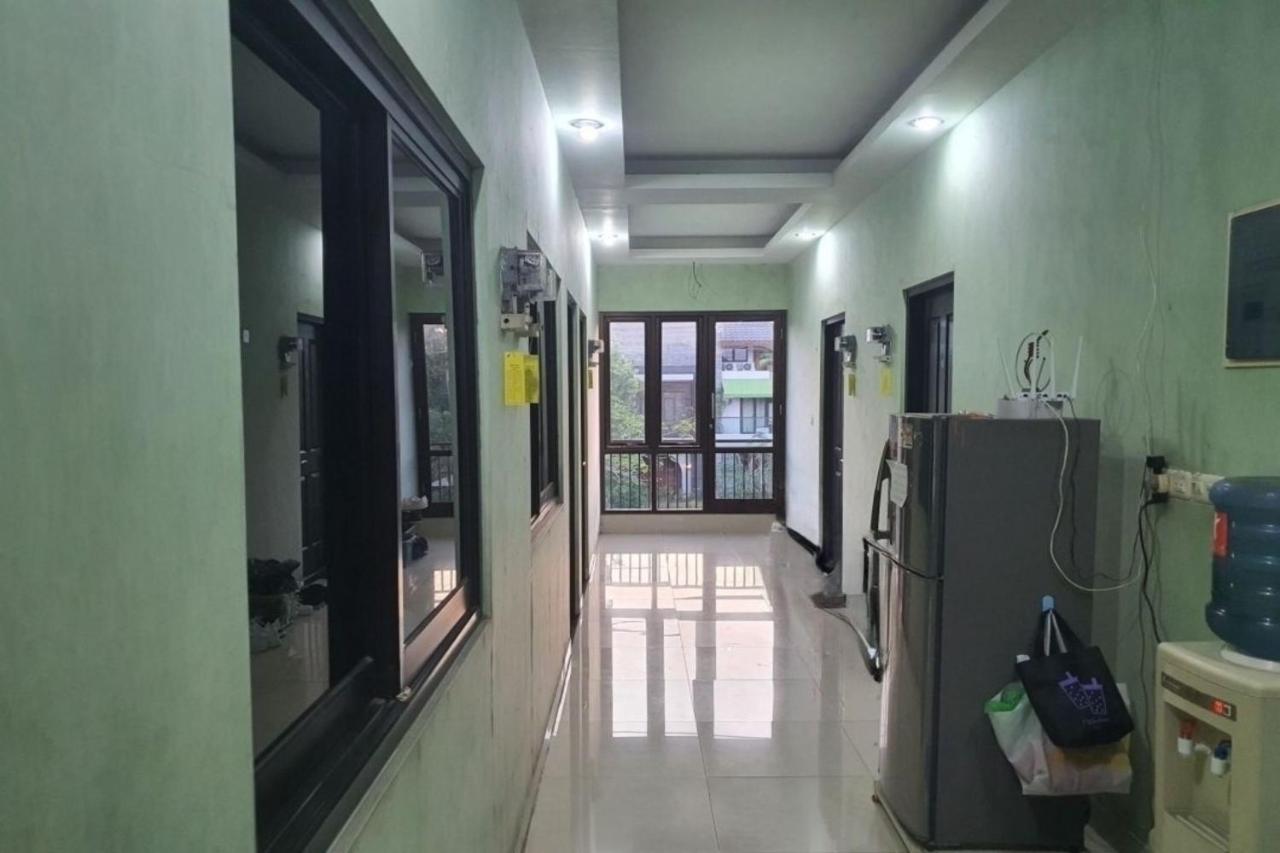 Oyo 93109 Garden Homestay 1 Tpr Surabaya Kültér fotó